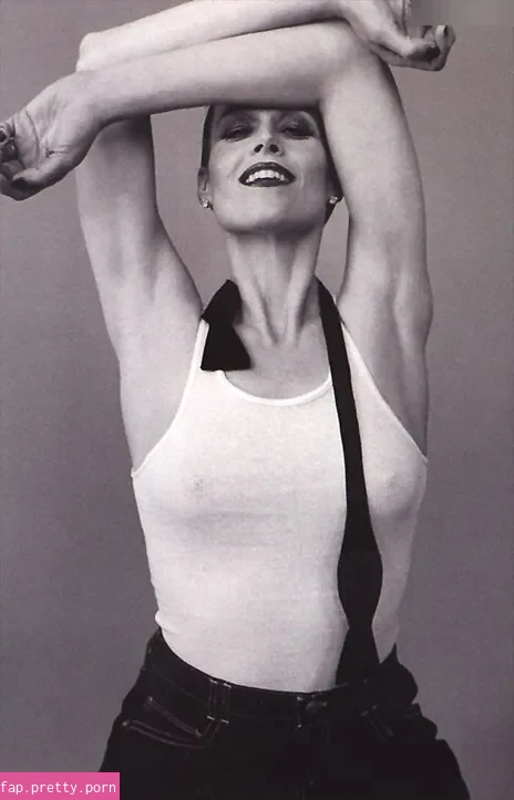 Sigourney Weaver - Photo #60