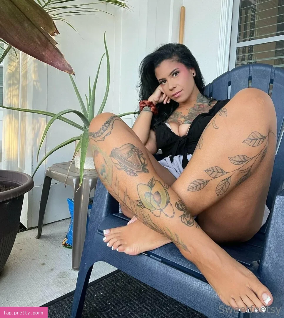 sweetfeetsyfree content