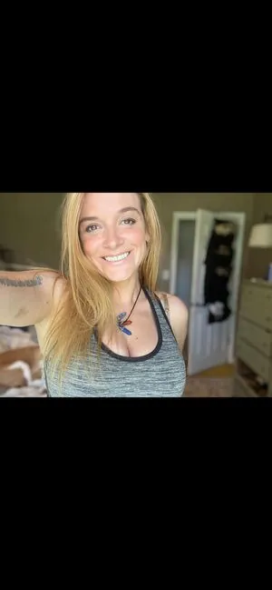 taraadbabyy93 content