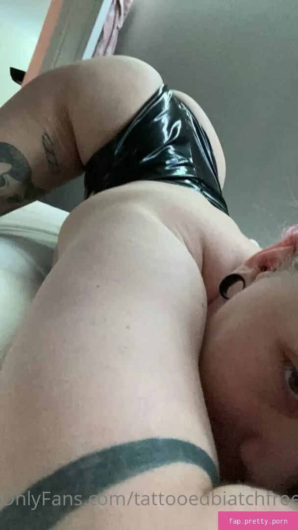 tattooedbiatchfree - Photo #11