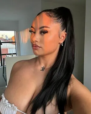 taylaraywhite #