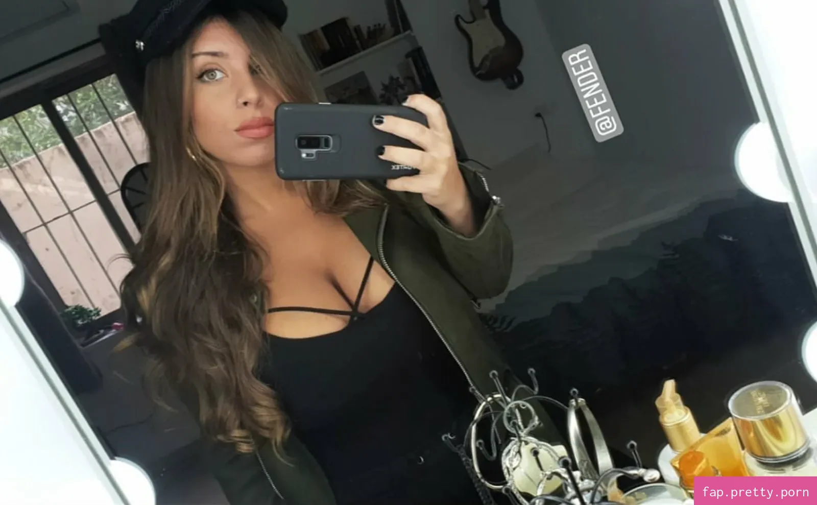 Tami Bar - Photo #58