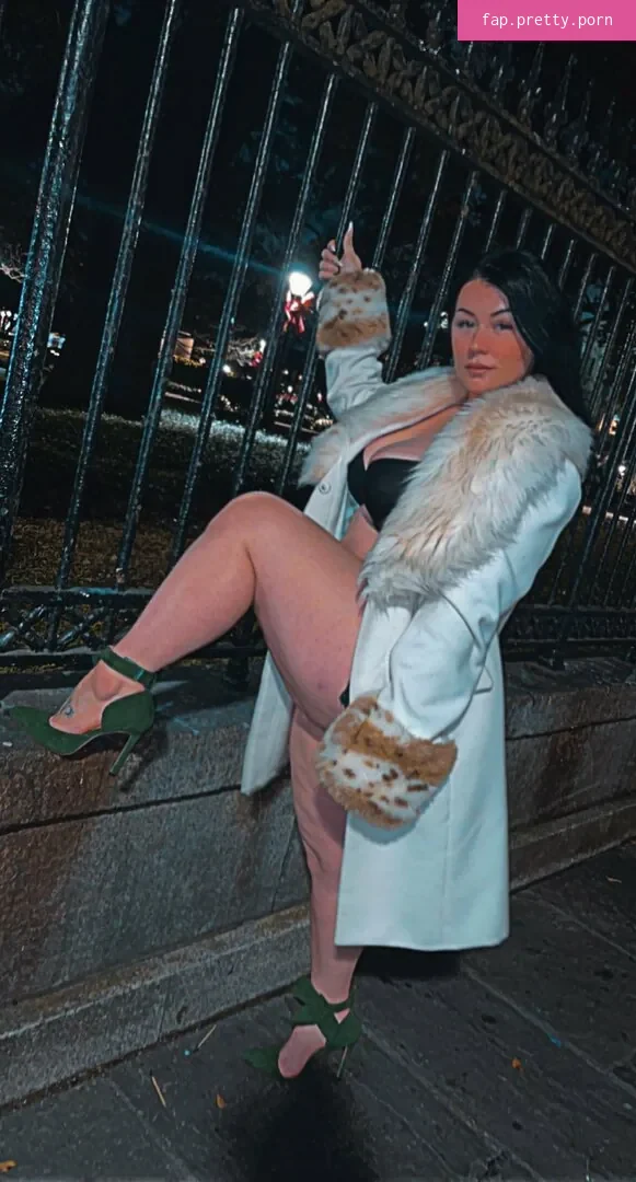 That Girl Kat - Photo #04