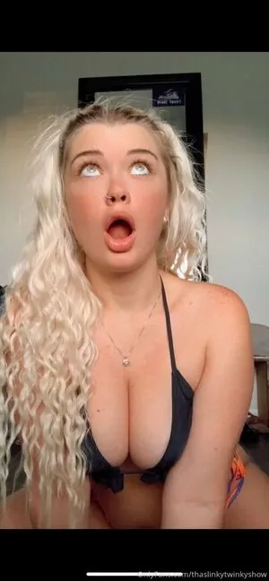 thaslinkytwinkyshow content