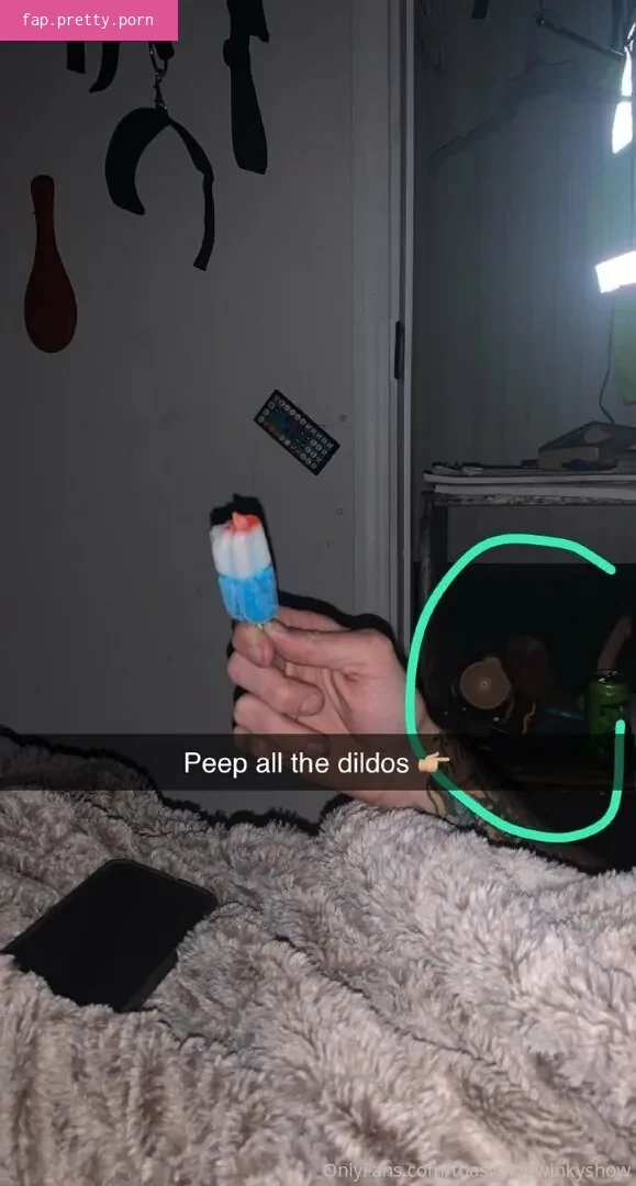 thaslinkytwinkyshow - Photo #60