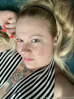 theapplejacked content