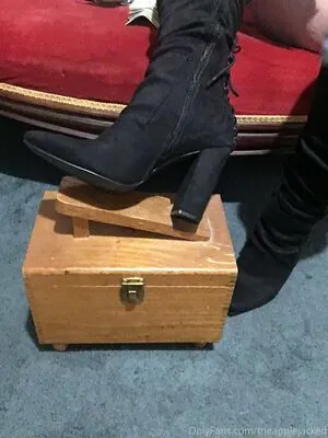 theapplejacked content