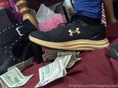 theapplejacked content