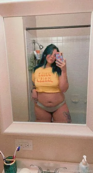 thechloecream content