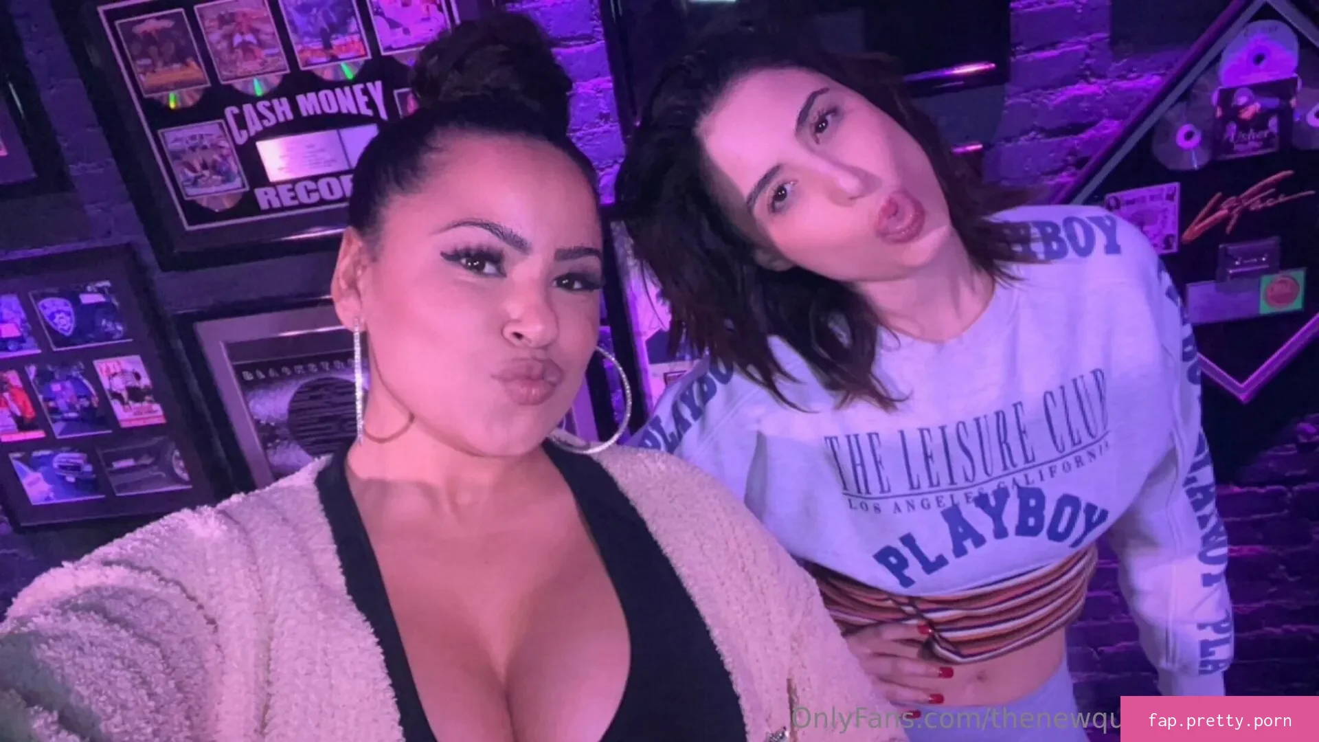 thenewqueenofcomedy - Photo #67