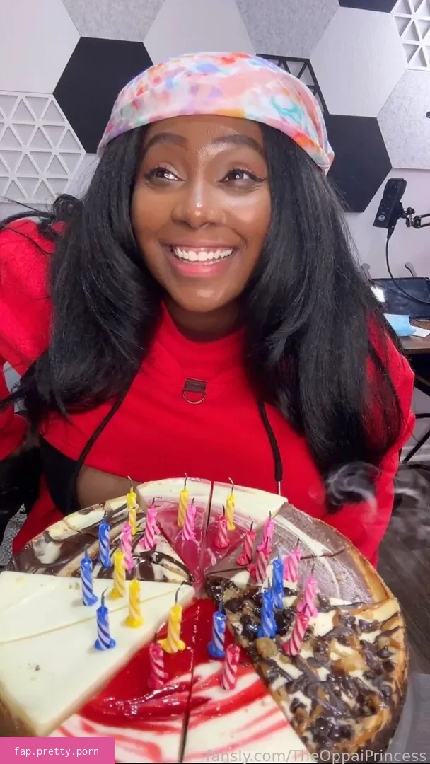 TheOppaiPrincess - Photo #20