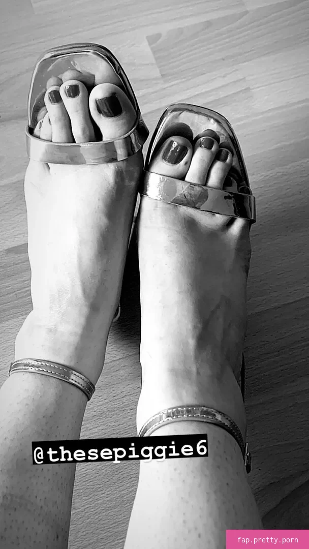 theselilpiggie6 - Photo #13