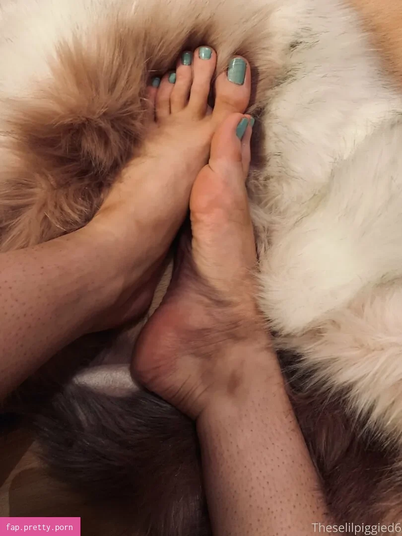 theselilpiggie6 - Photo #26