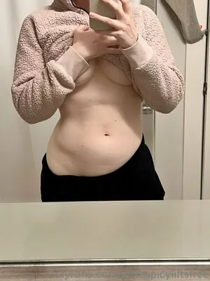 thetoplesstrainer content