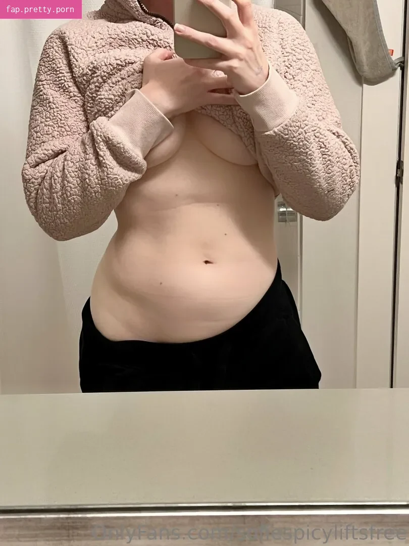 thetoplesstrainer - Photo #31