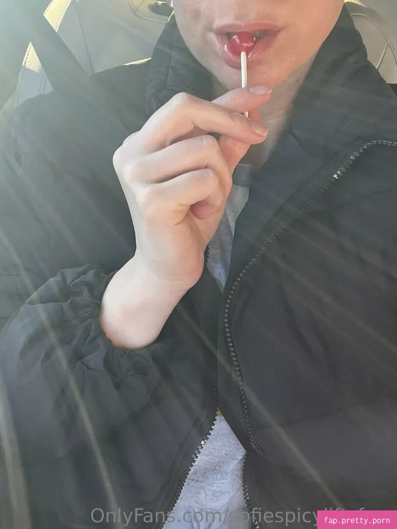 thetoplesstrainer - Photo #45