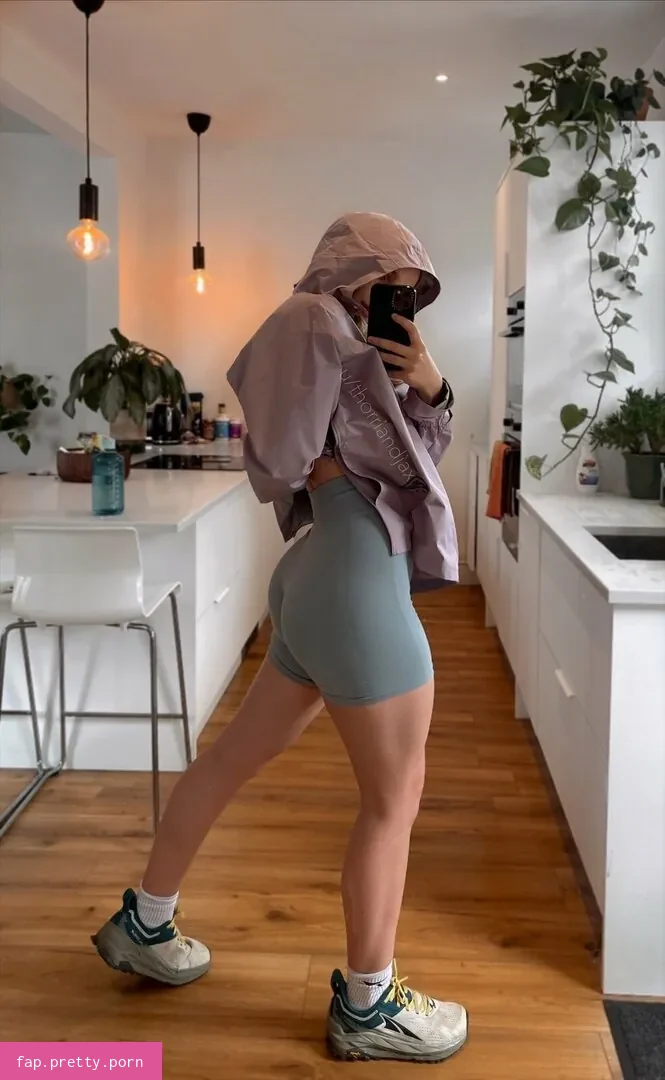 thorrifree - Photo #04