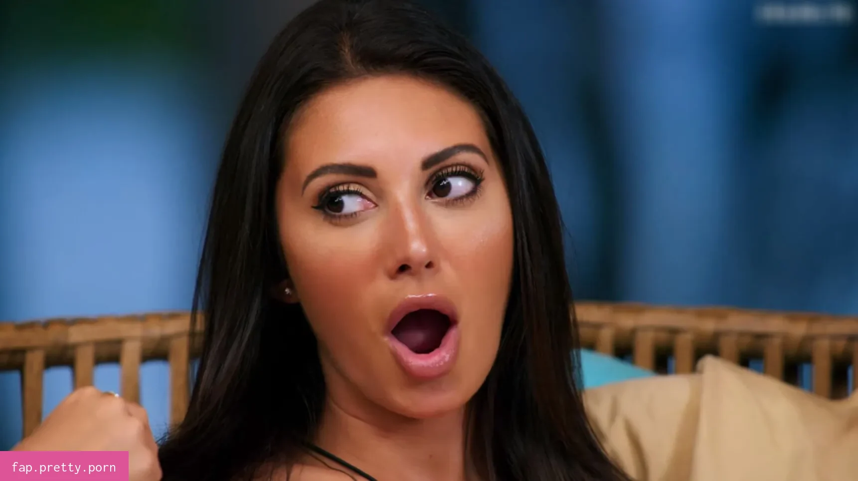 Too Hot to Handle - Photo #10