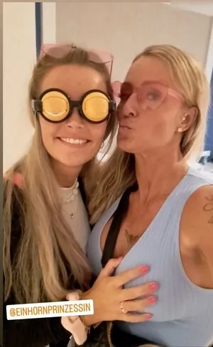 Tati_ink content