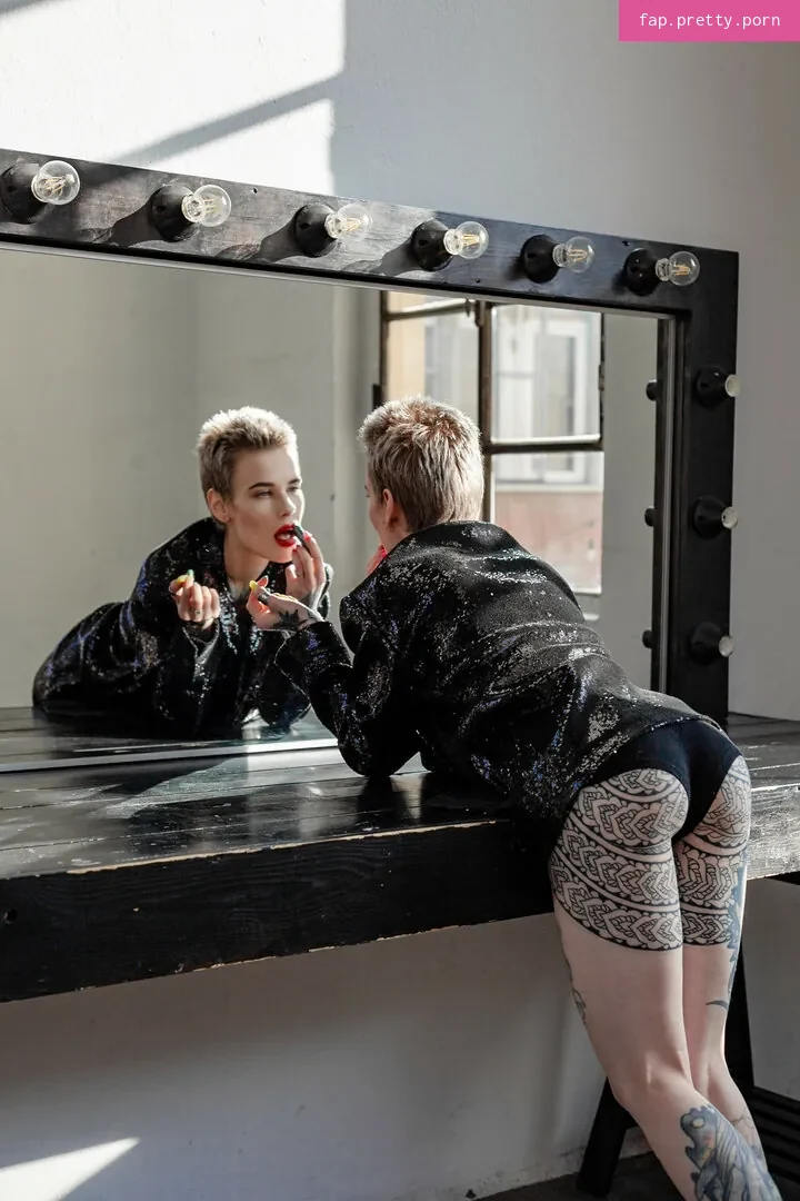 Tory Inve - Photo #08