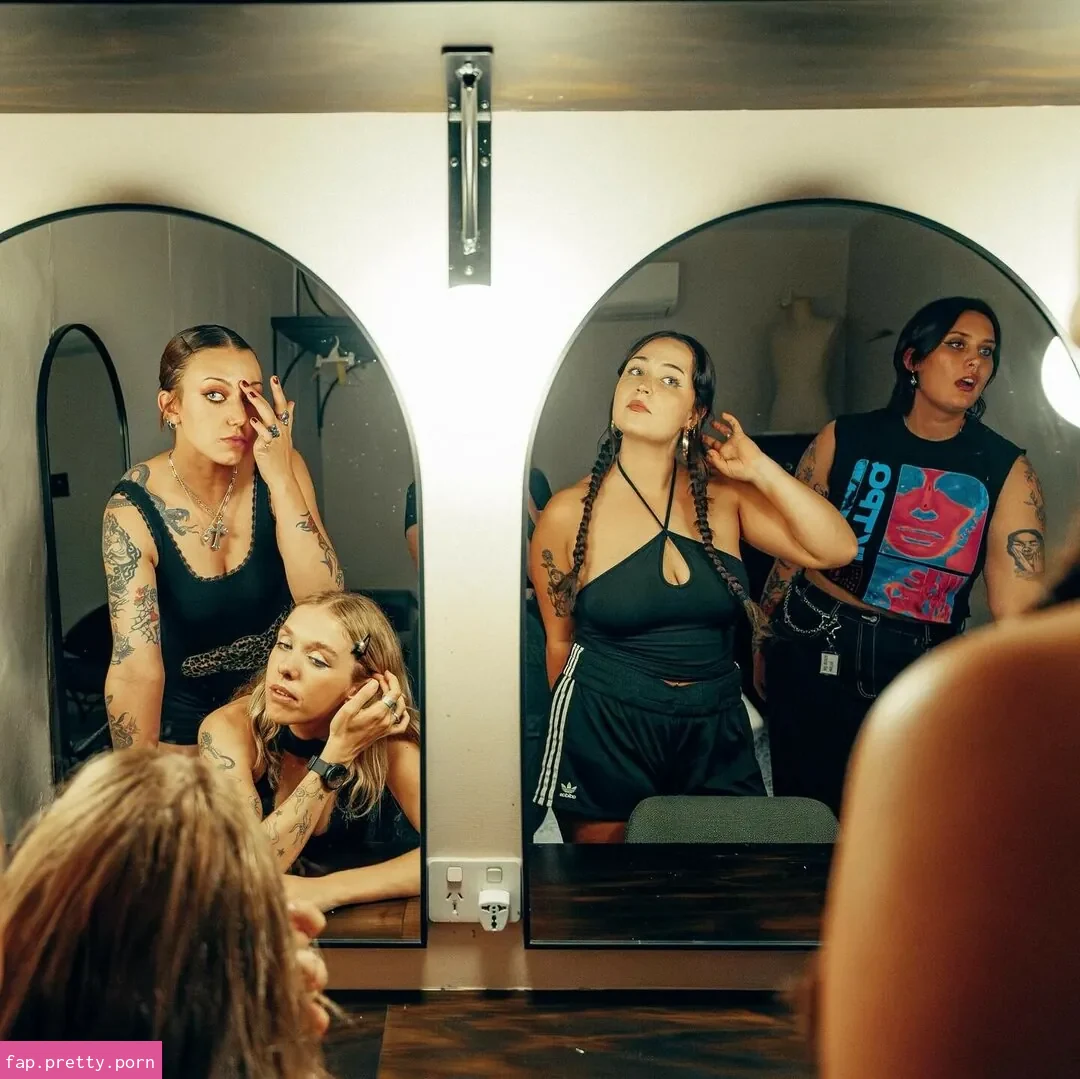 Teen Jesus & The Jean Teasers content