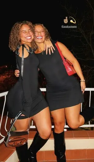 The Learmann Twins content