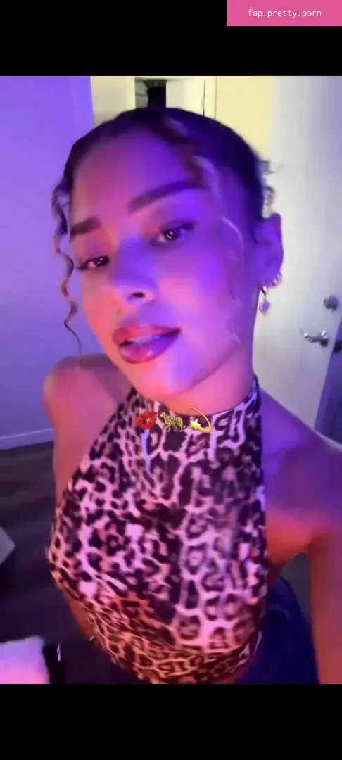 The Learmann Twins - Photo #39