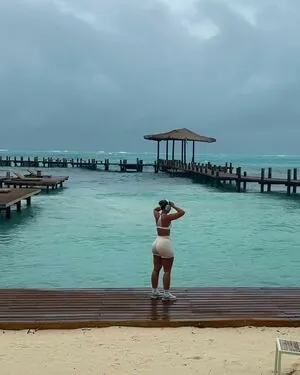 The Learmann Twins content