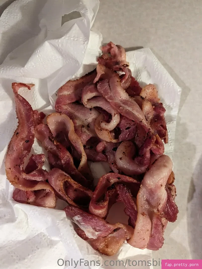 tomsbigtummy - Photo #10