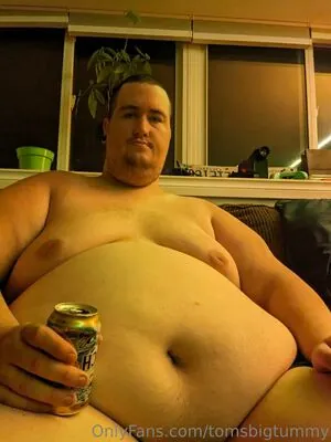 tomsbigtummy content
