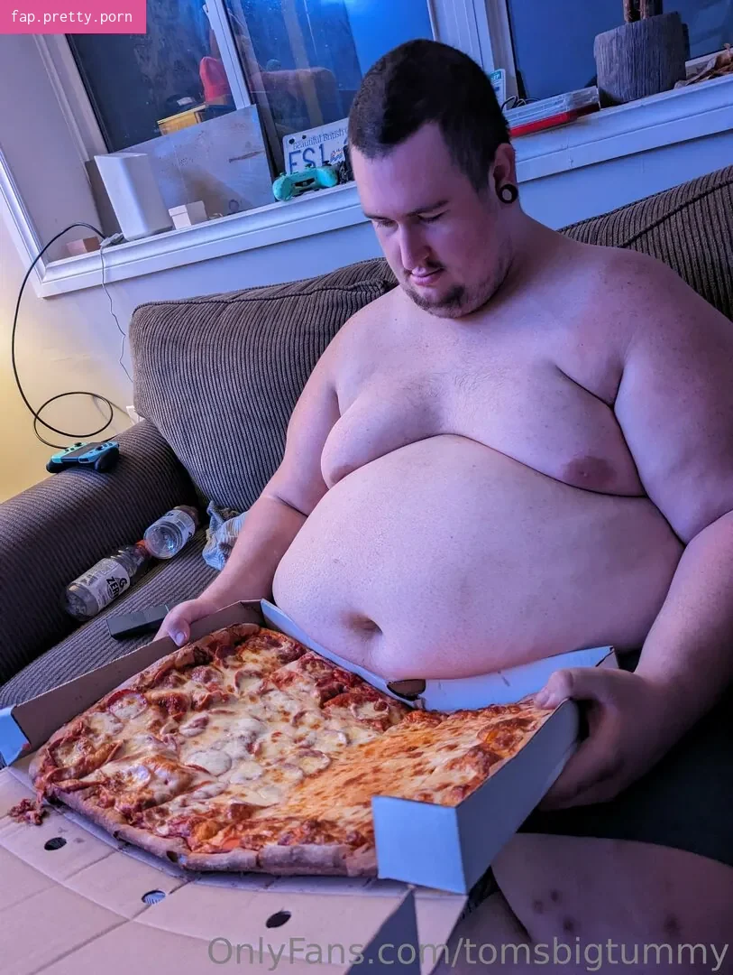 tomsbigtummy - Photo #34