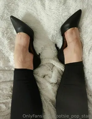 tootsie_pop_starr content