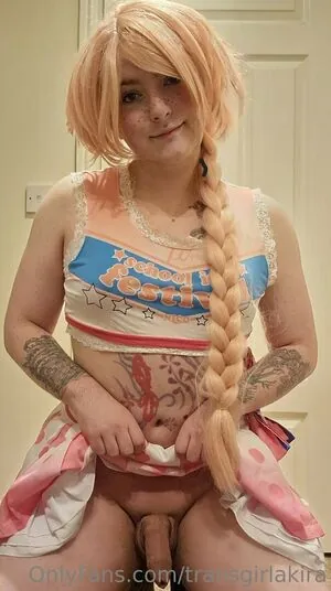 transgirlakira content