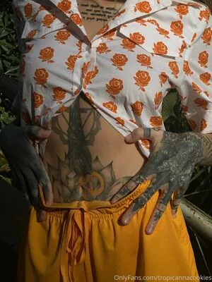 tropicannacookies content