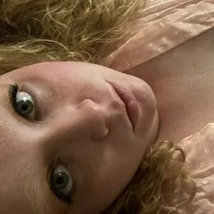 tryingthehotwifelife