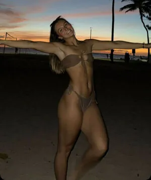 Tianna Shefsky content