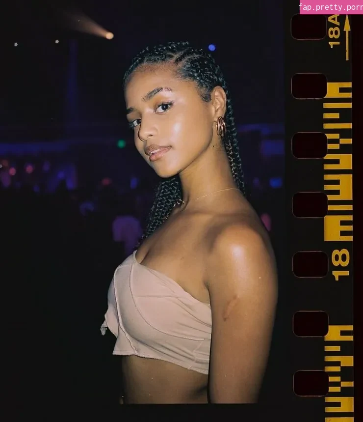 Tyla Seethal - Photo #05