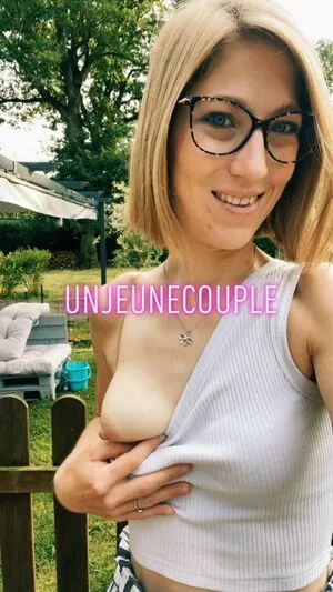 Unjeunecouple content