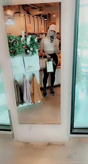 Vanessa9in content