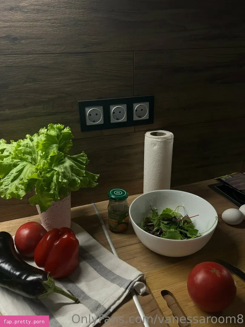 vanessaroom8 - Photo #12