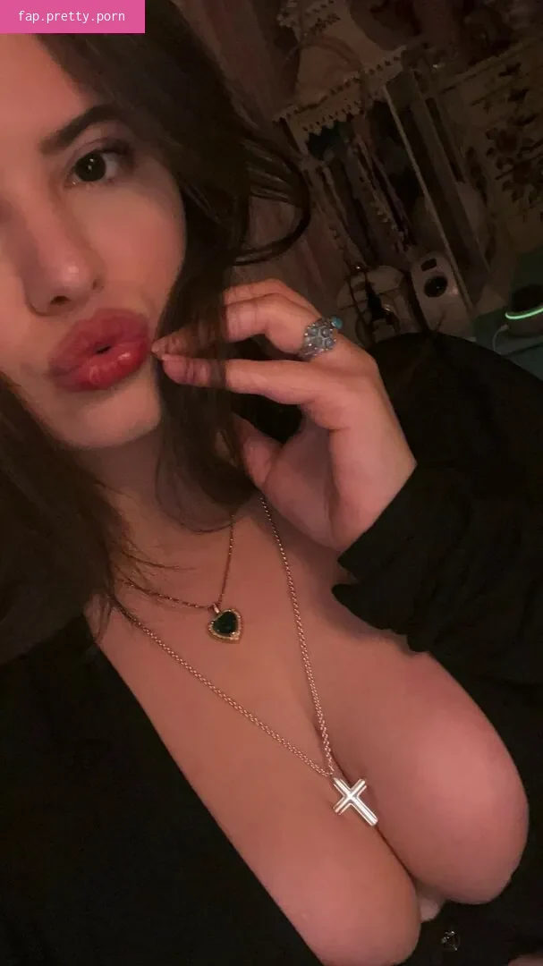 vanessinator - Photo #67