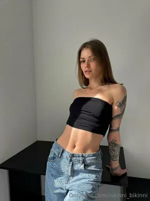vikinni_bikinni content
