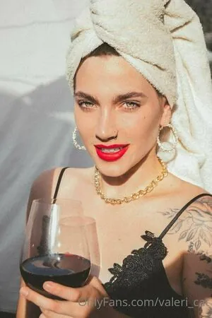 Valeri Catwoman content