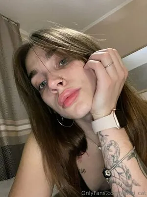 Valeri Catwoman content