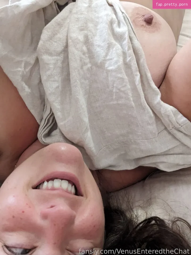 VenusEnteredtheChat - Photo #24