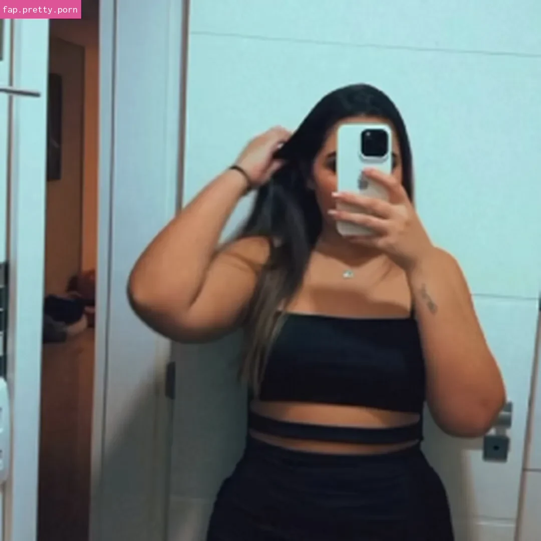 Victoria Lopes - Photo #06