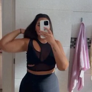 Victoria Lopes content