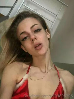 viktoria_red content