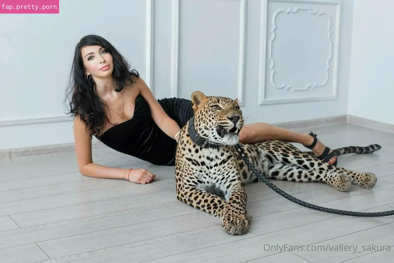 vallery_sakura content