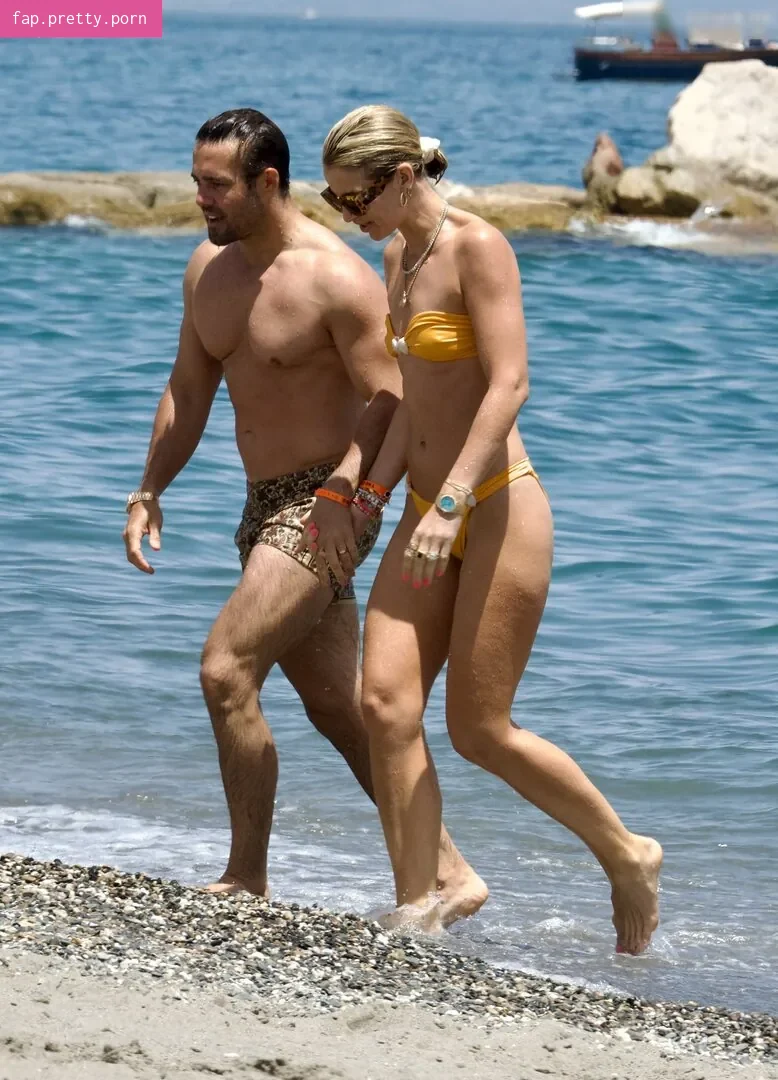 Vogue Williams - Photo #96